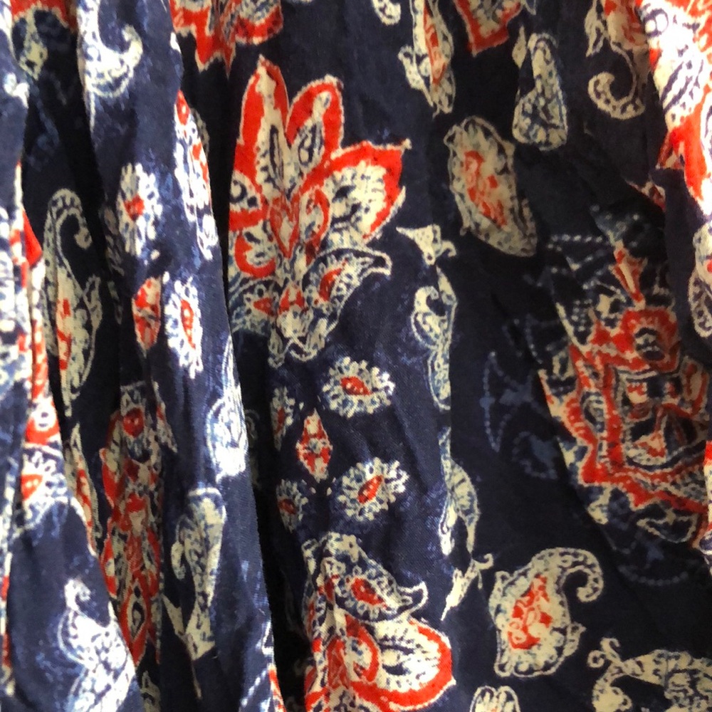 Hollister Navy and Red Patterned Kimono Cardigan - Picture 3 of 7